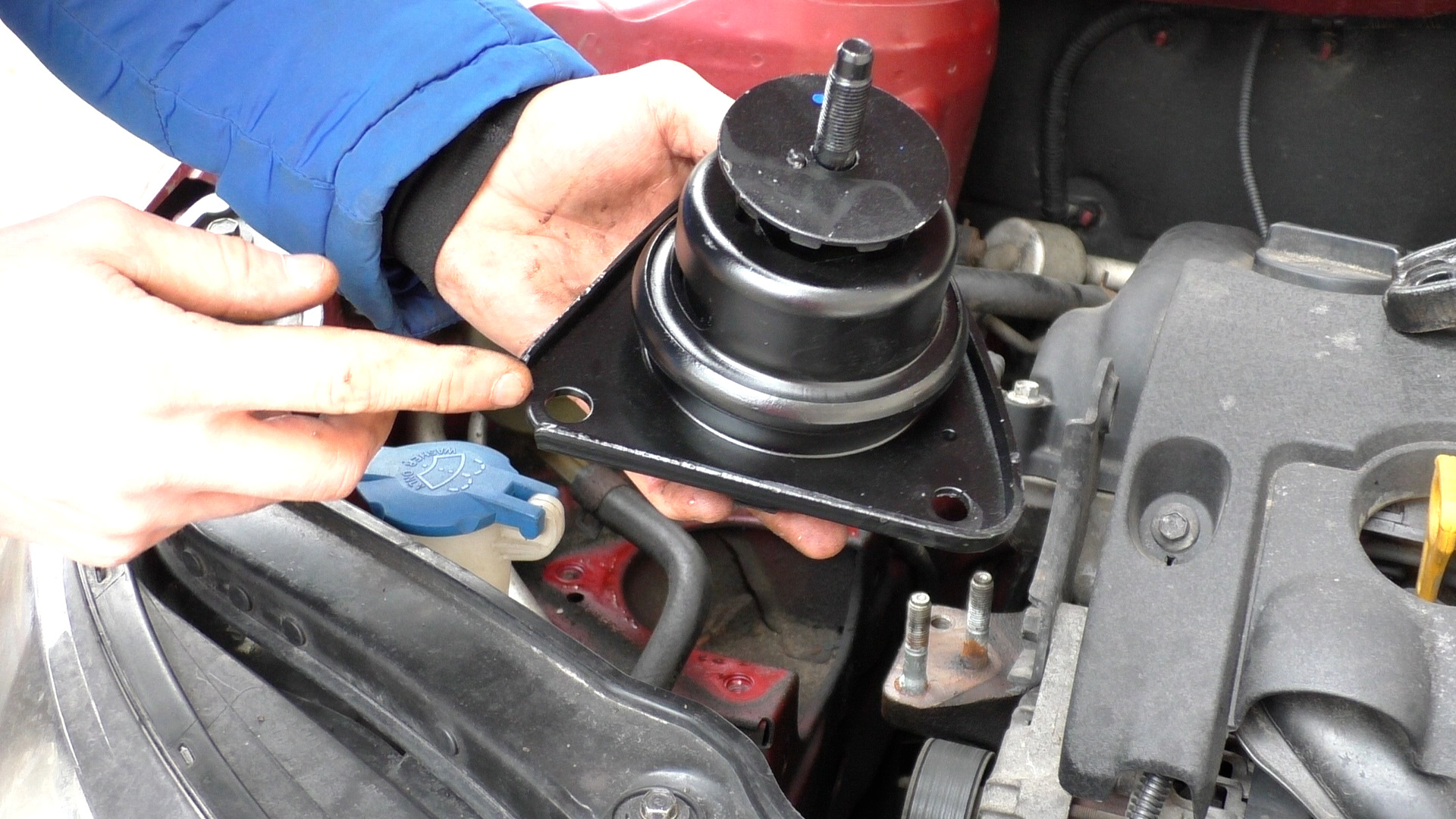 Вибрации двигателя