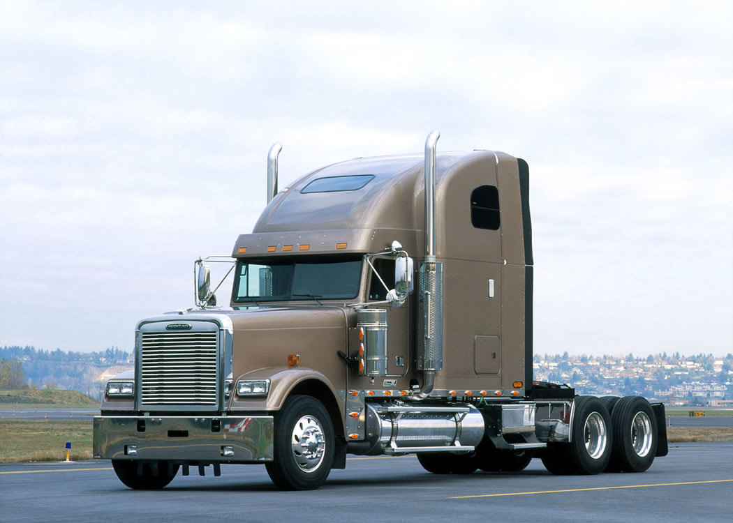 американский седельный тягач