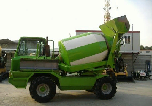 автобетоносмеситель
