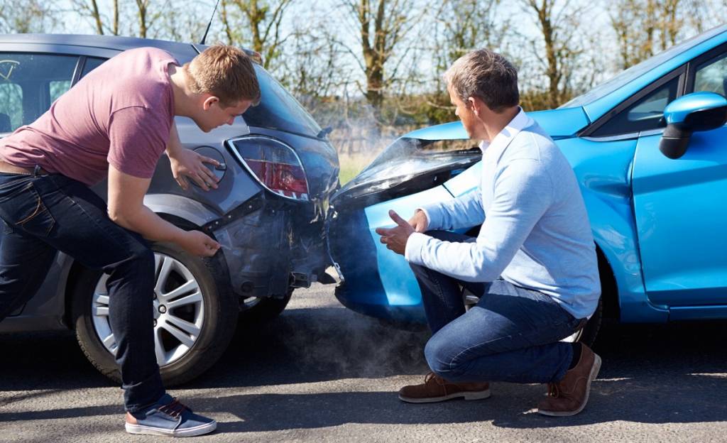 автоподставы на дорогах