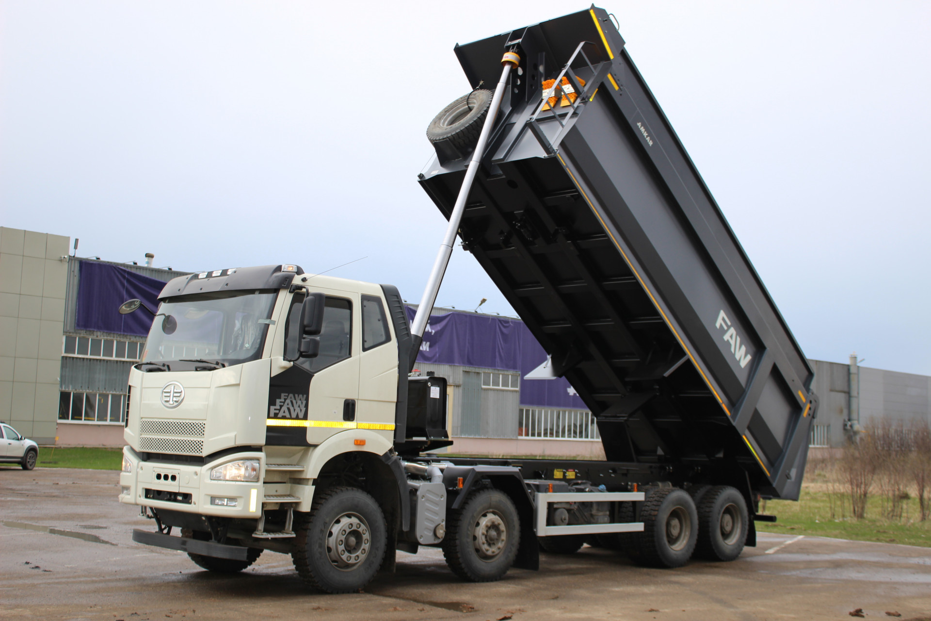 самосвалы фав