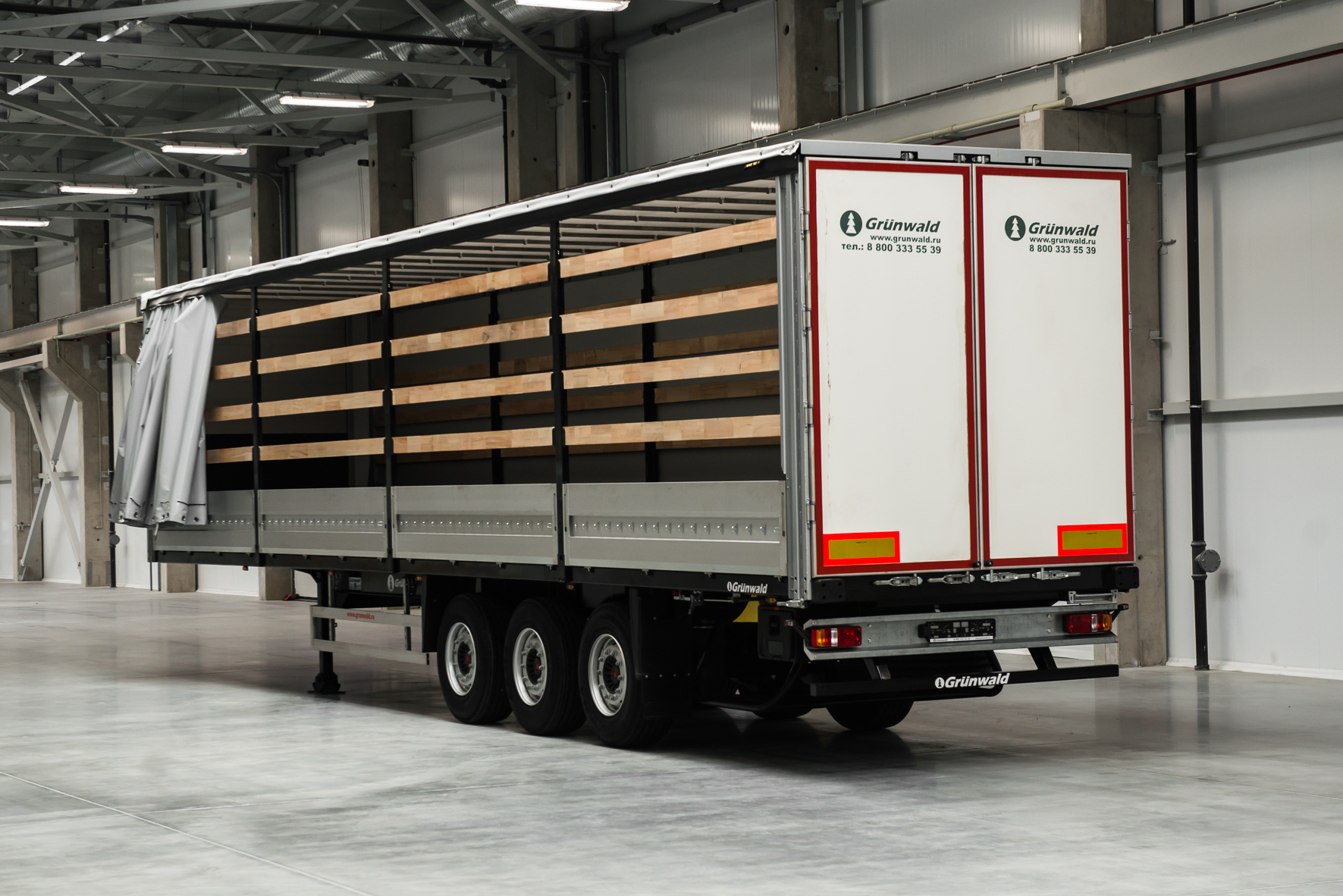 бортовой и шторный полуприцеп