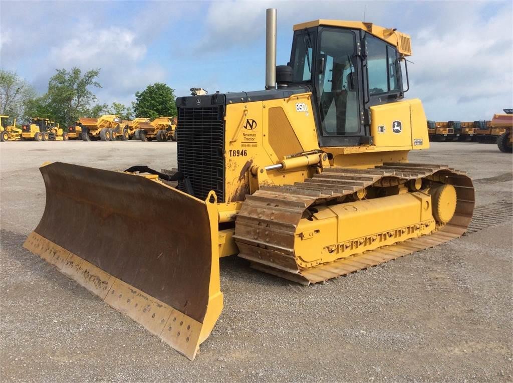 Мини бульдозер на гусеницах