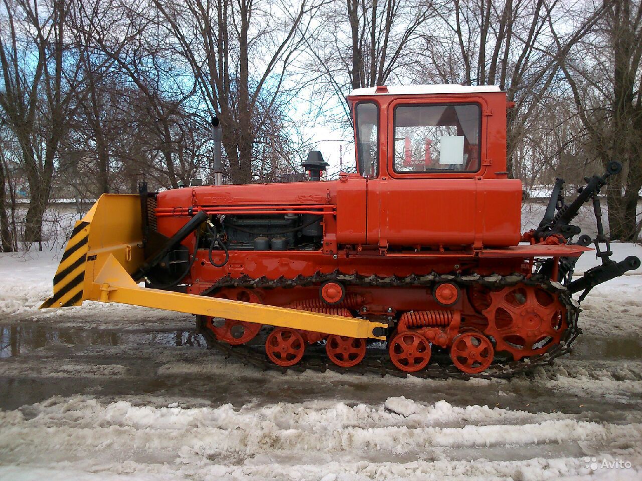 обзор на бульдозер ДТ-75 характеристики модификации модели