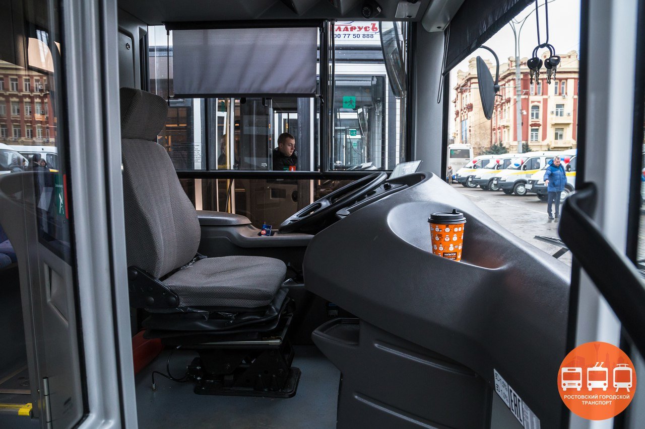 автобус МАЗ 203