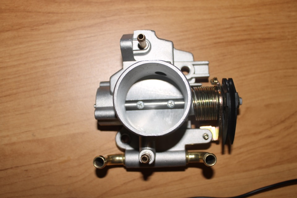 Дроссельная заслонка