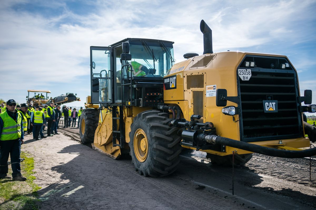 дорожно-строительная и землеройная спецтехника 