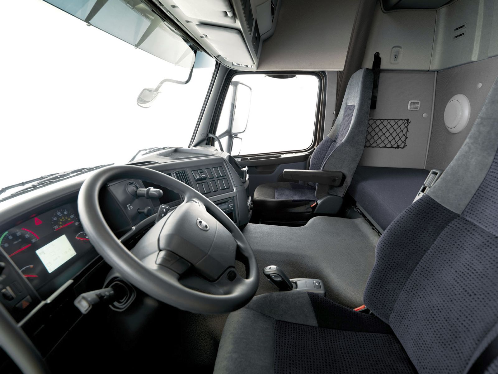 volvo fm кабина