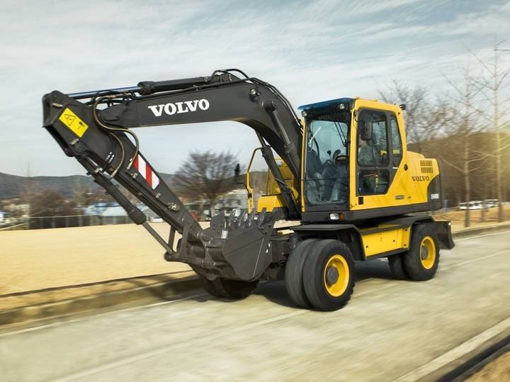 обзор описание новинок рынка моделей колесных экскаваторов 