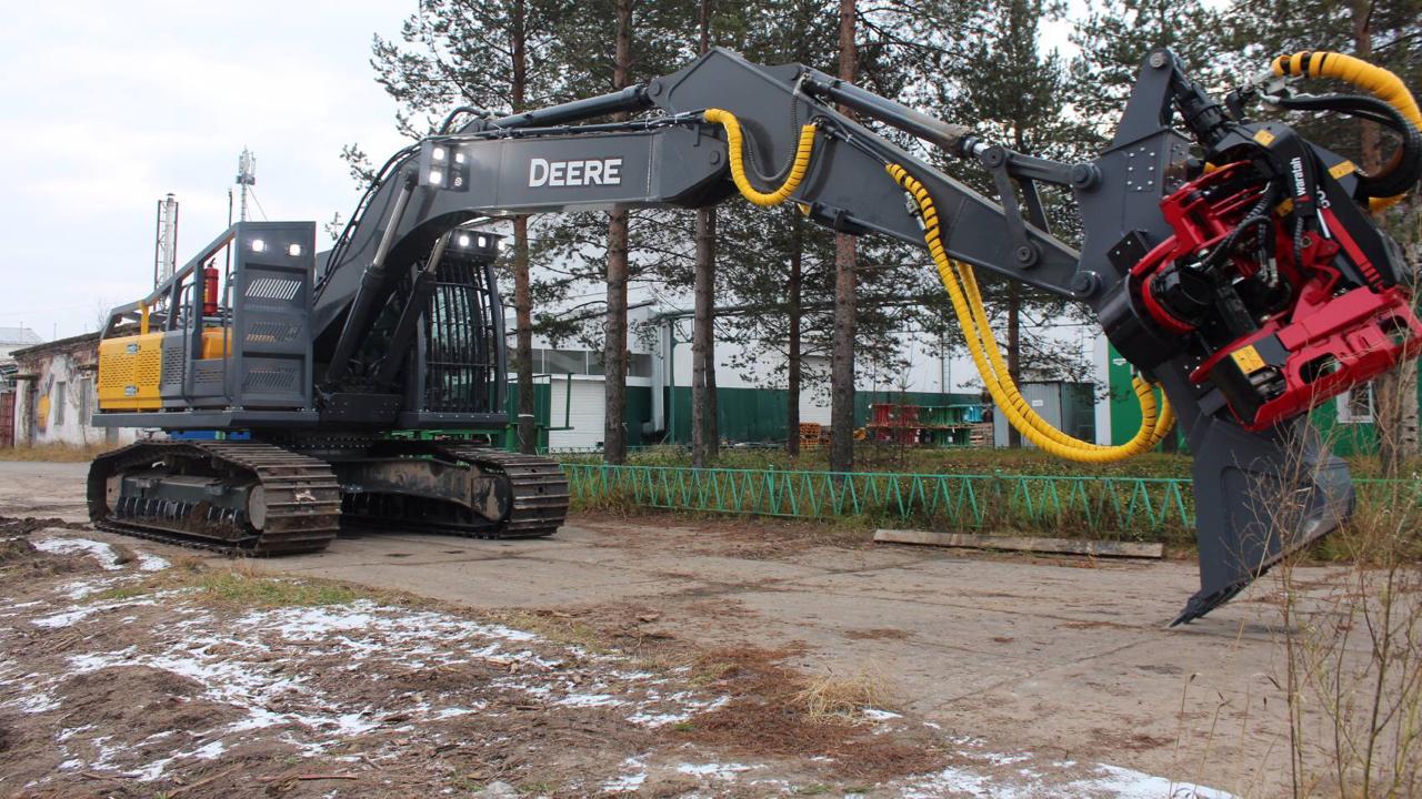 Экскаватор John Deere Е380 LC