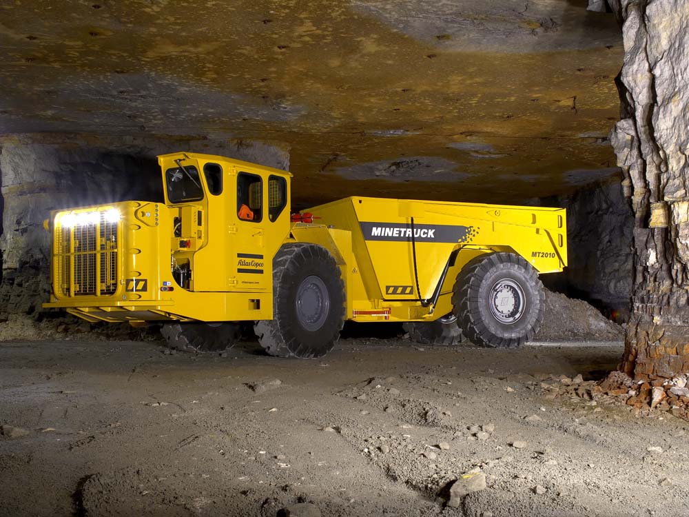 Шахтный самосвал