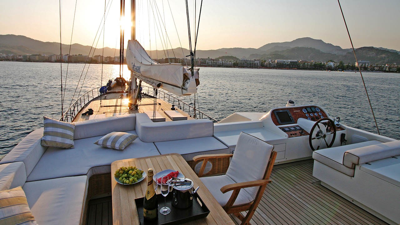 Аренда теплохода 