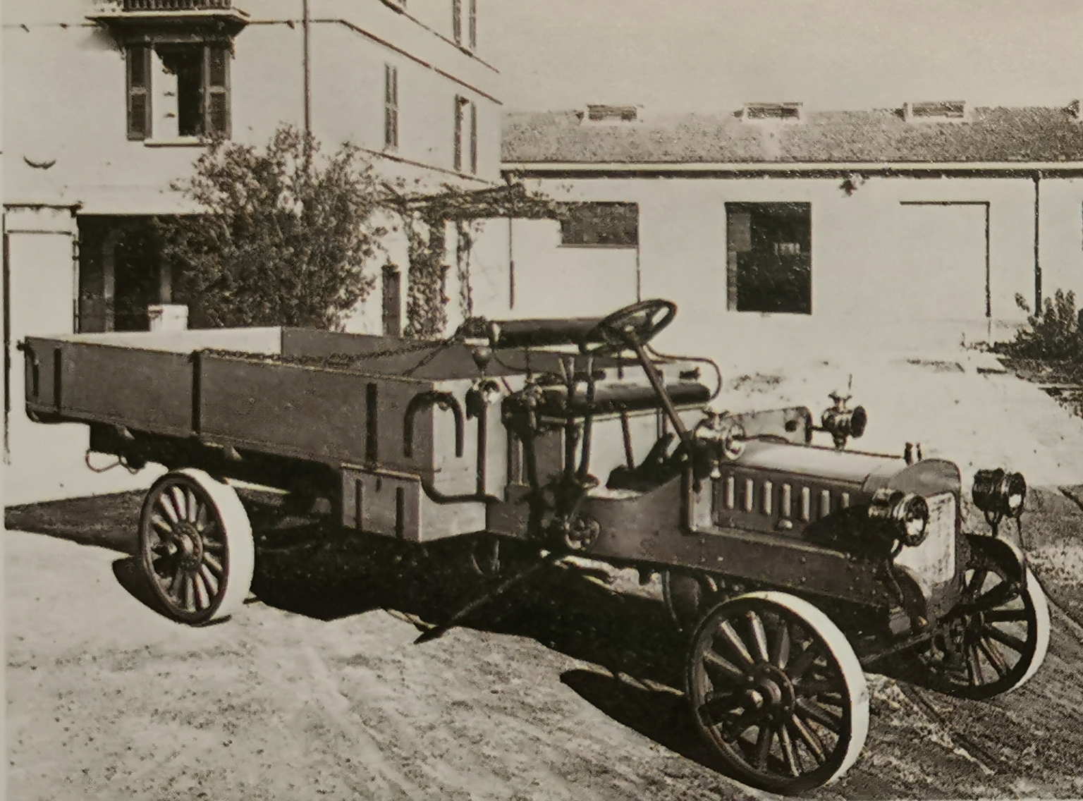 сиденья старинных грузовиков