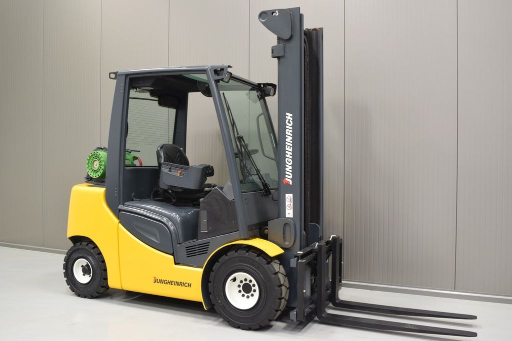 подъёмно-погрузочная складская техника Jungheinrich 