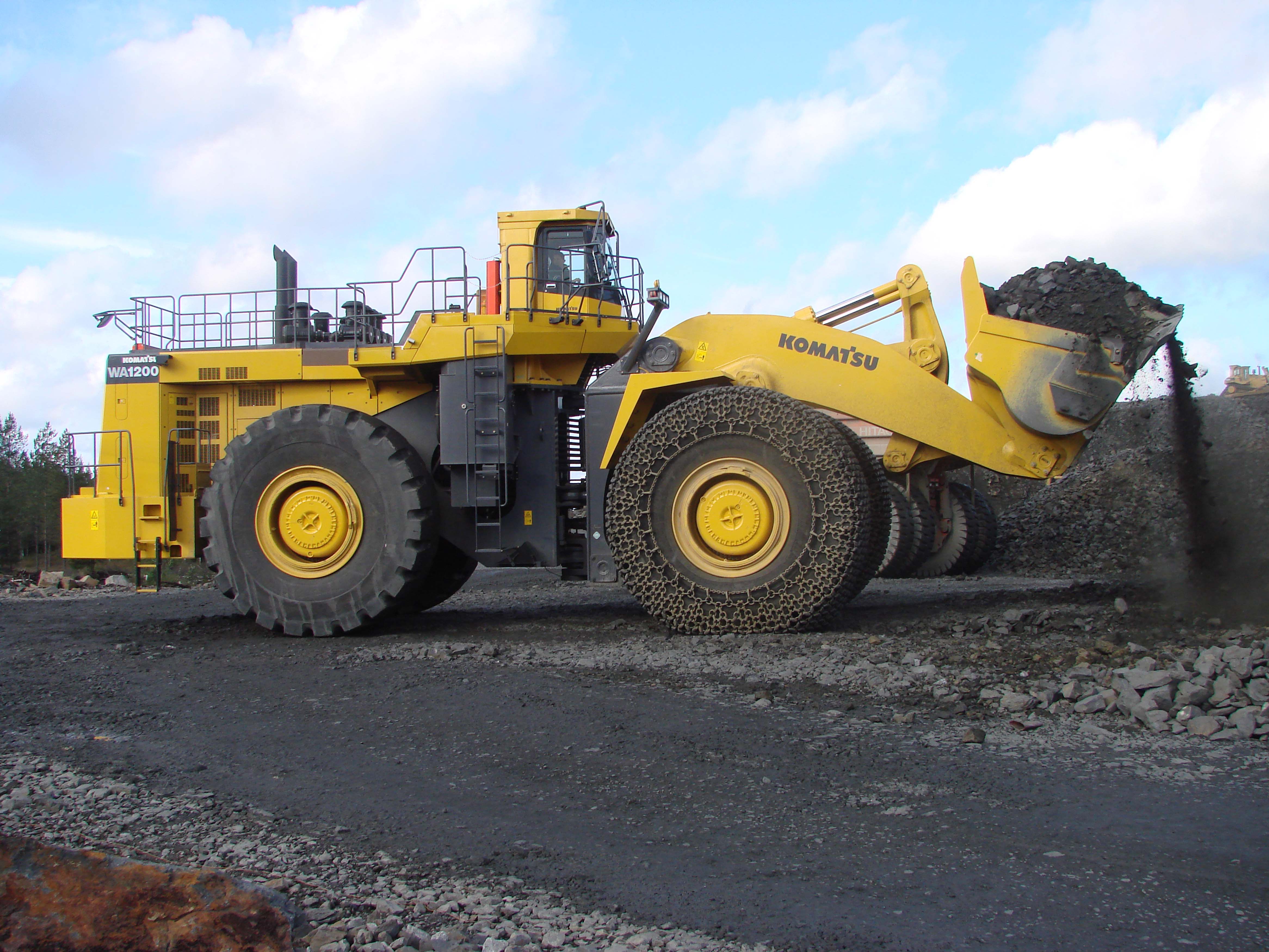 самые большие погрузчики в мире