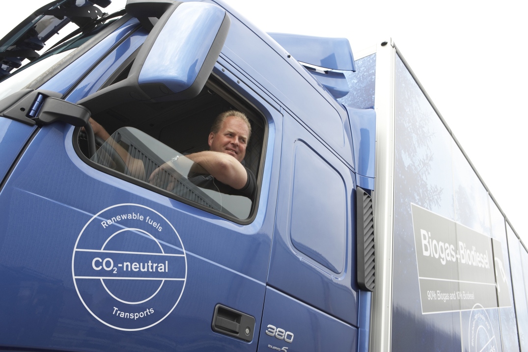 контроль за работой водителей через карту на бензин