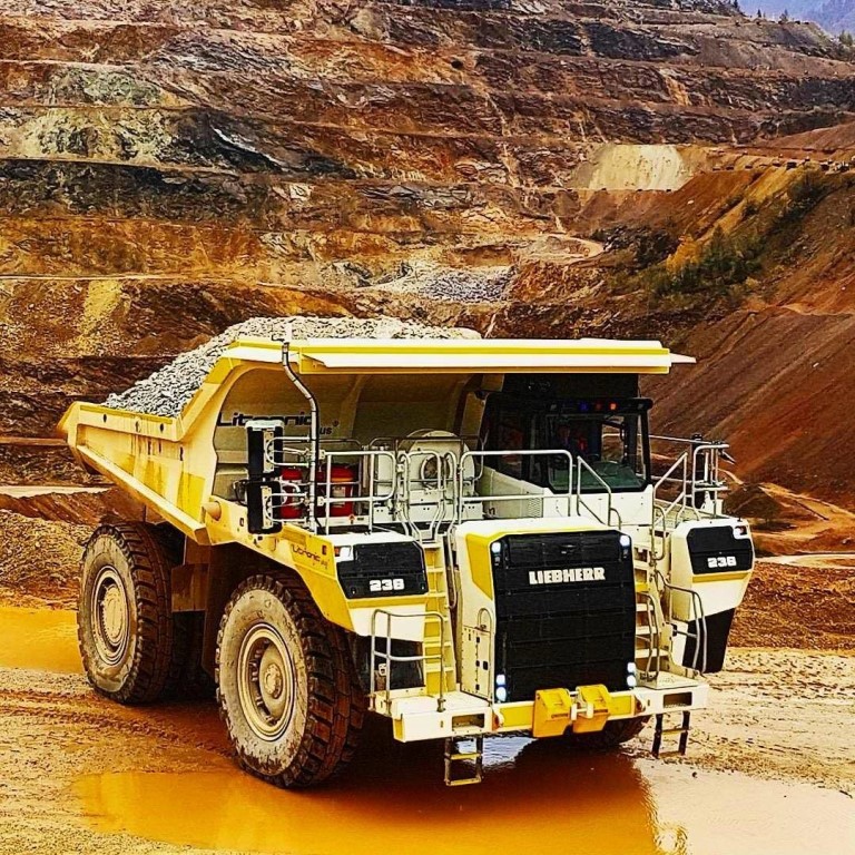внедорожный карьерный самосвал Liebherr Т236