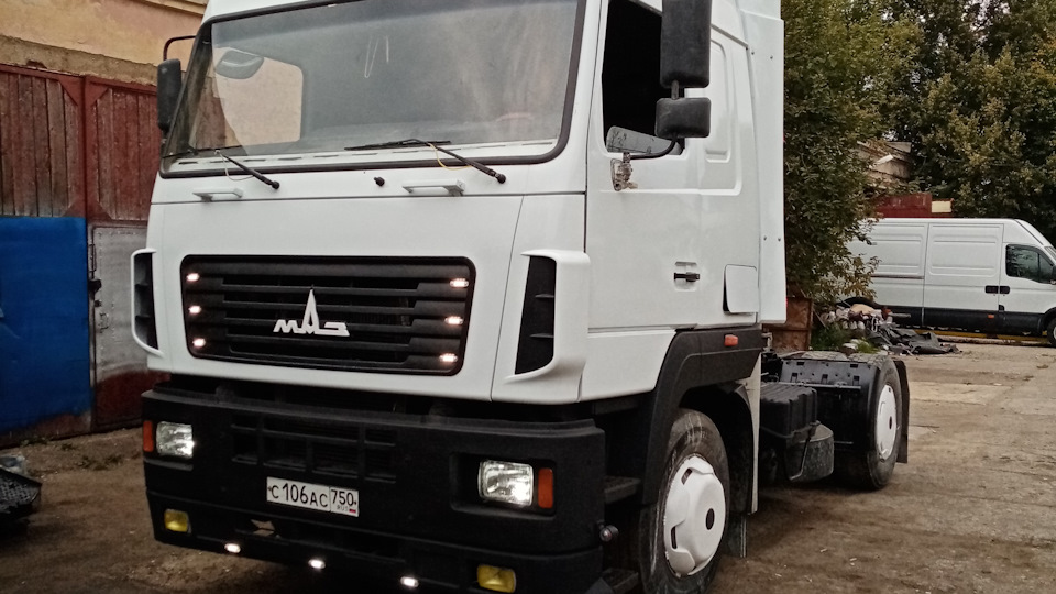 МАЗ-5440С5-8520-031