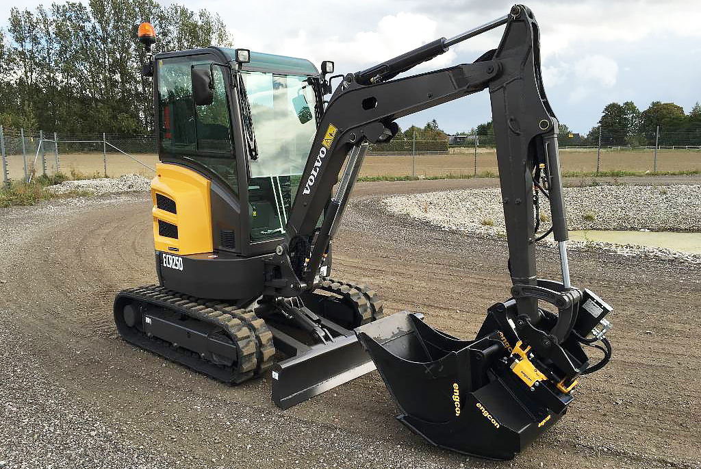 мини спецтехника преимущества аргументы