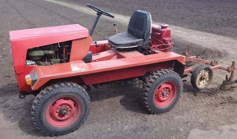 россиийские минитракторы