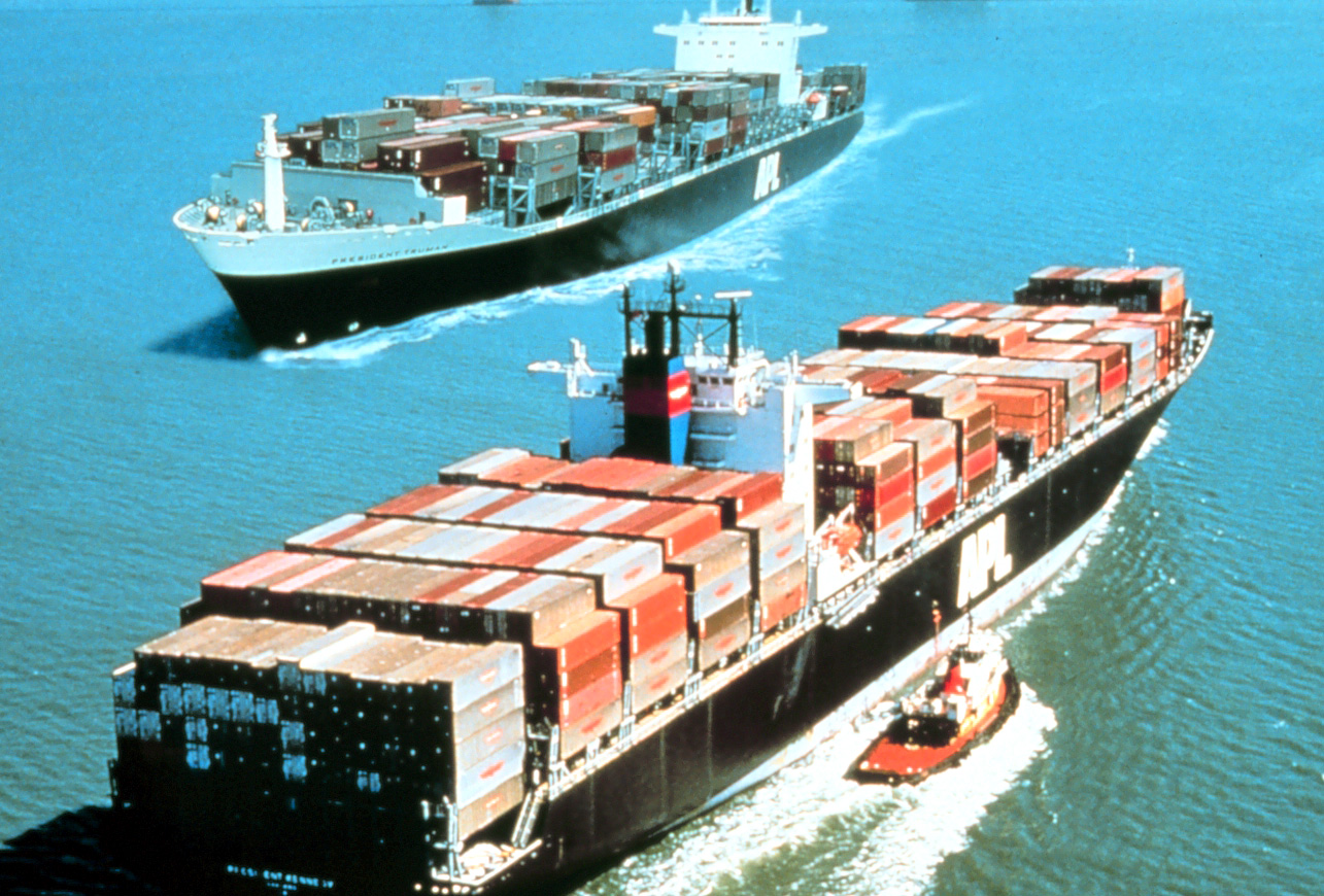 morskie-kontejnernye-perevozki