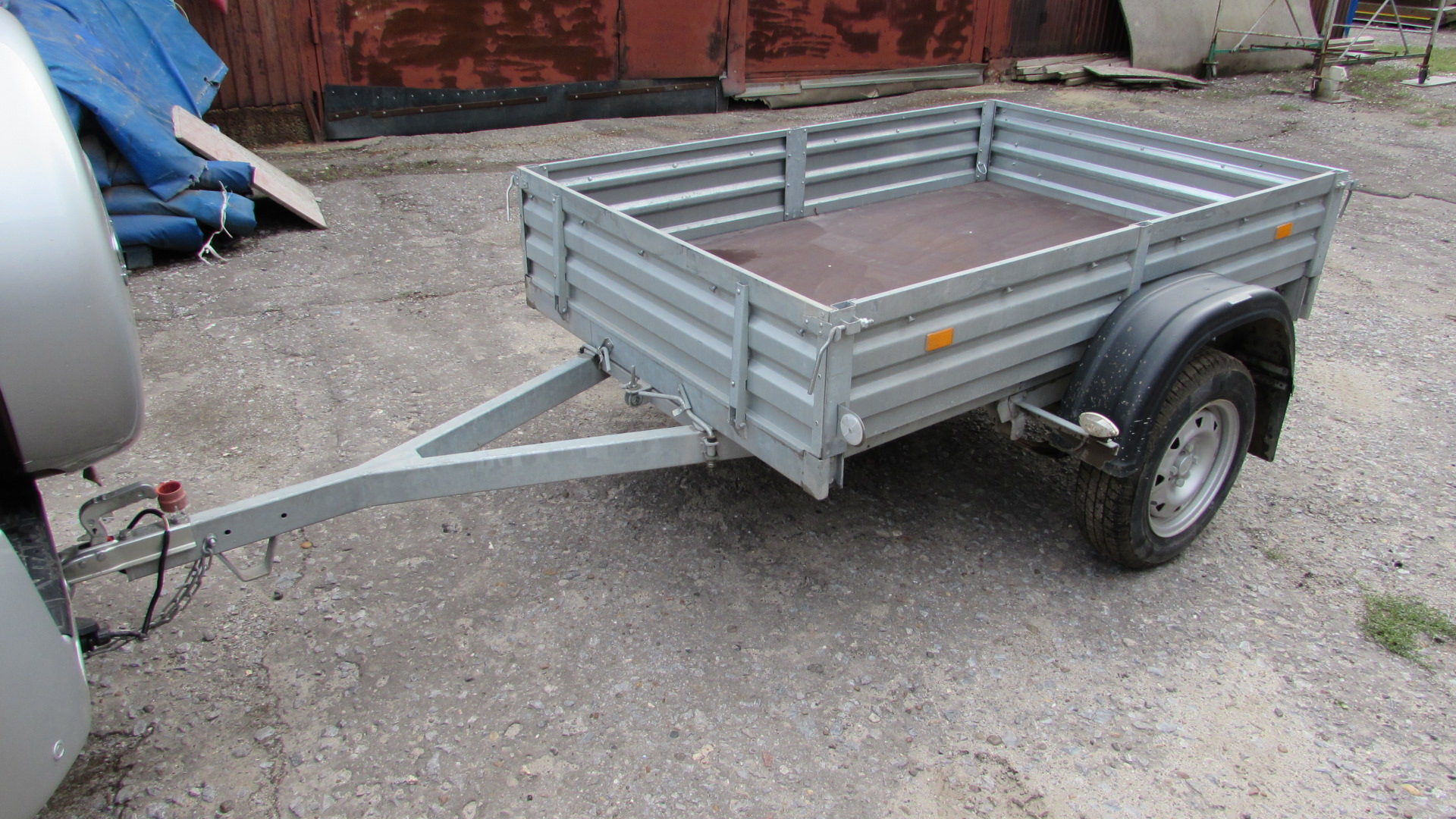 прицеп для легкового автомобиля