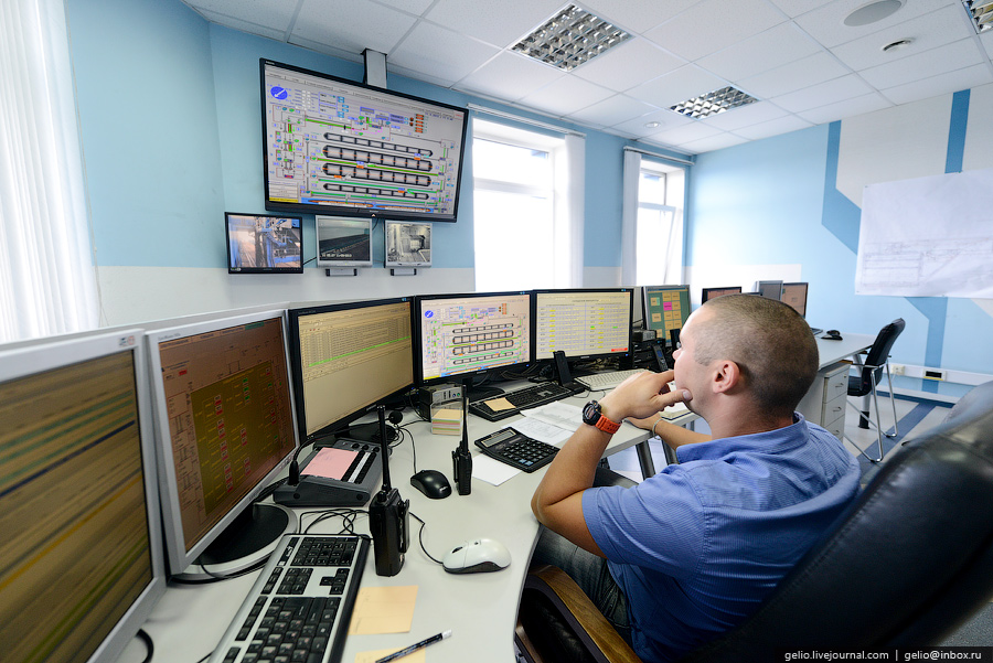 диспетчерской службой транспортной компании