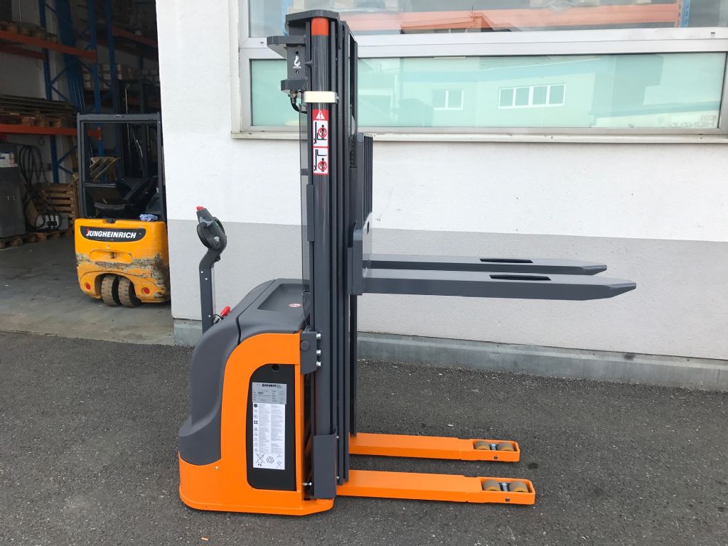 бренды спецтехники в италии