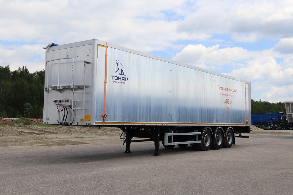 Грузовики-щеповозы