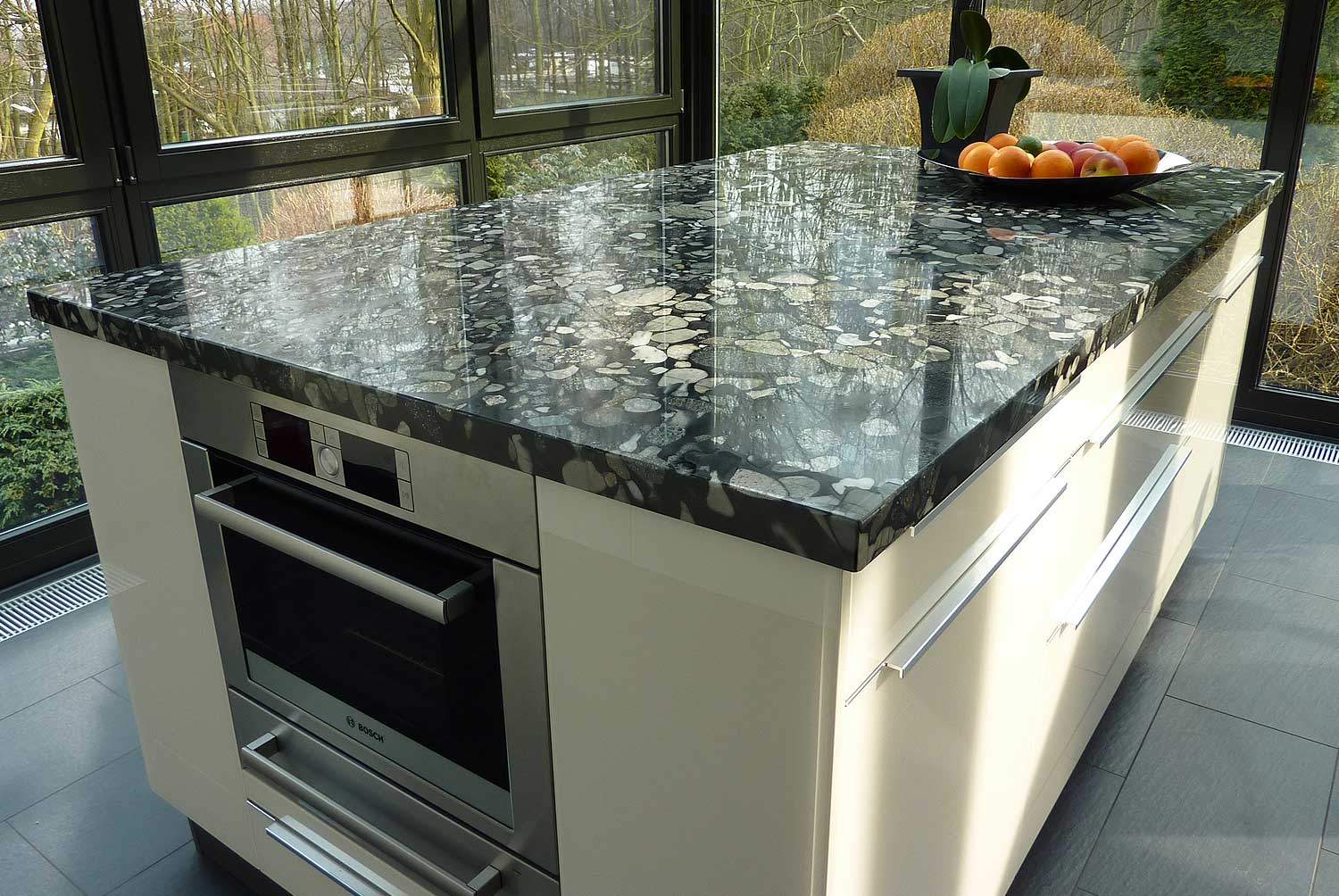 гранитные столешницы доставка