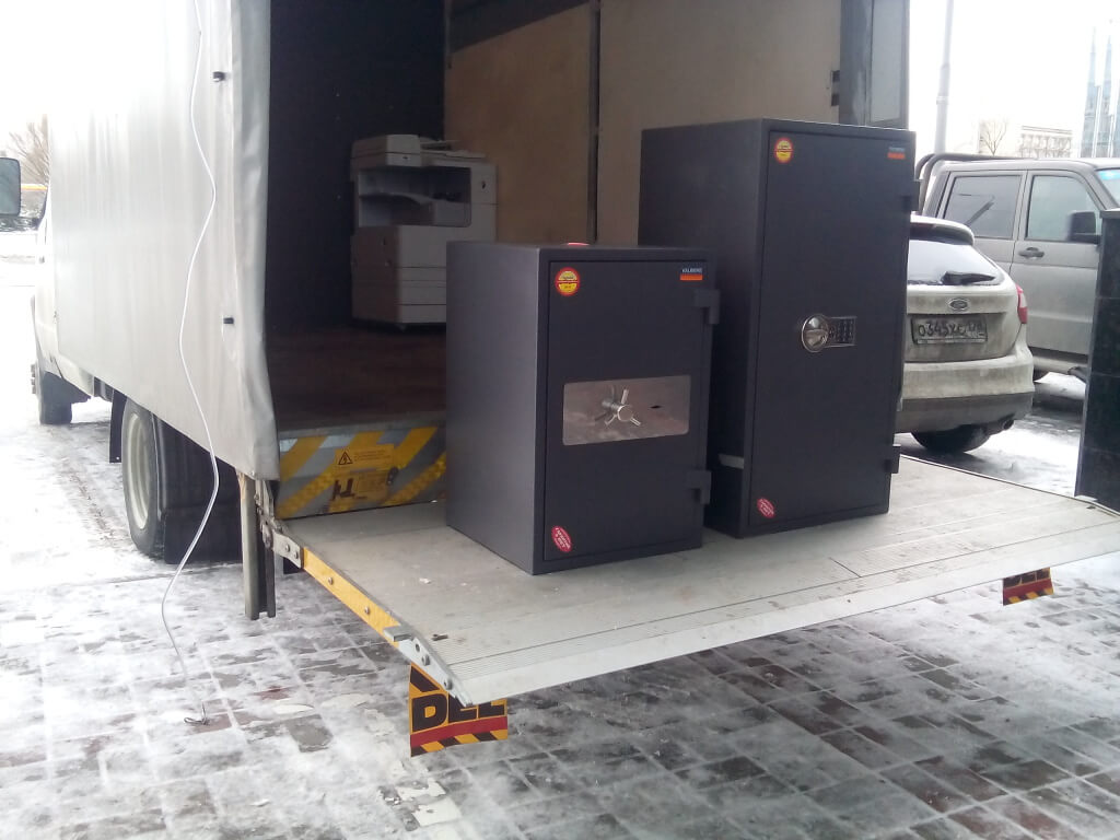 доставка сейфа