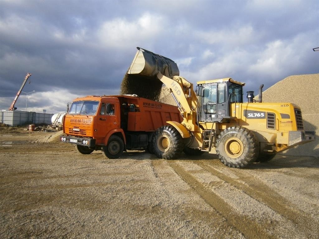 Погрузка песка