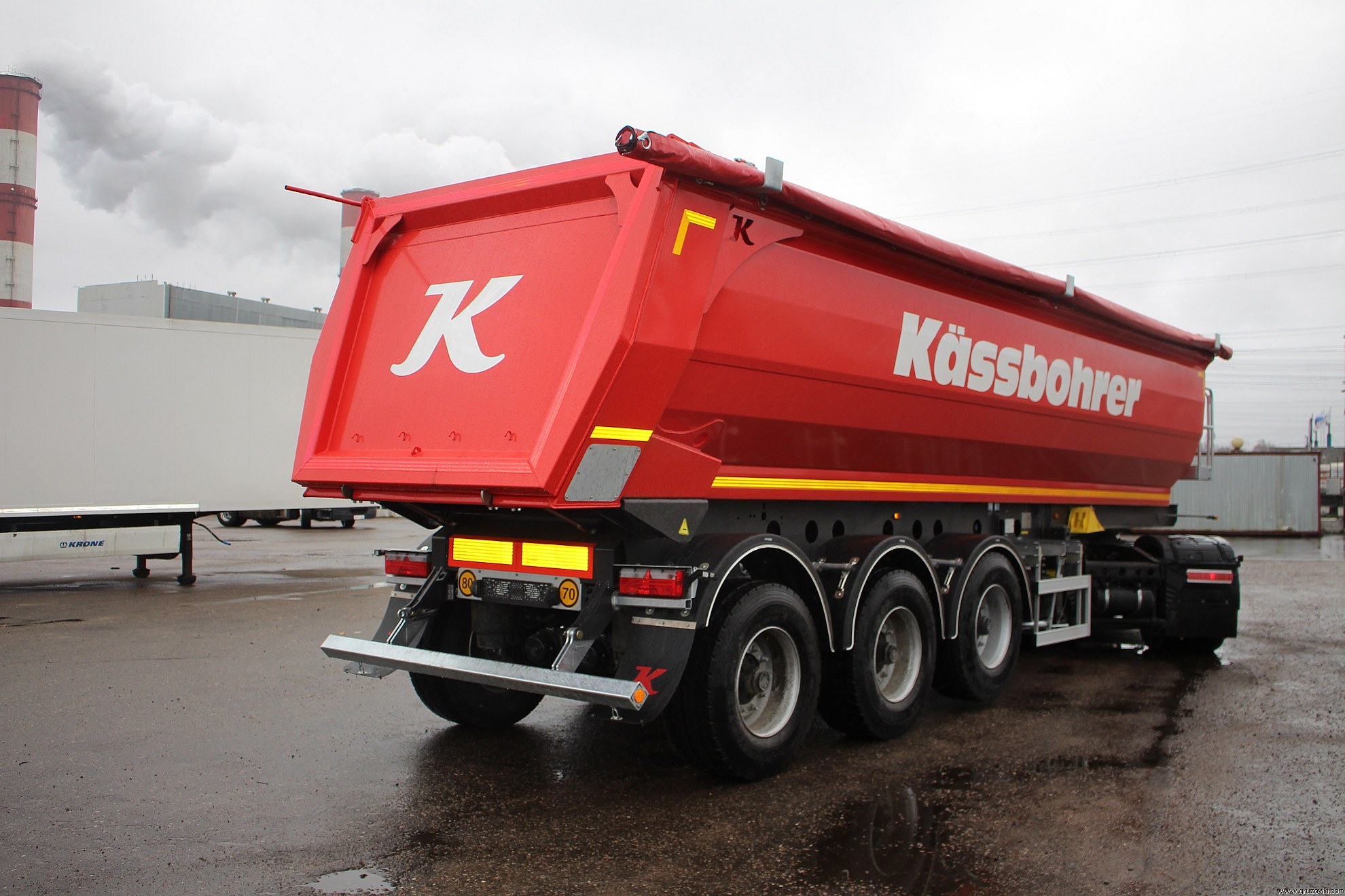 популярные модели прицепов спецтехника Kässbohrer