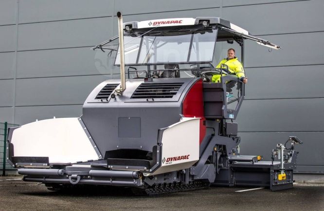 Гусеничный асфальтоукладчик SD 2500C