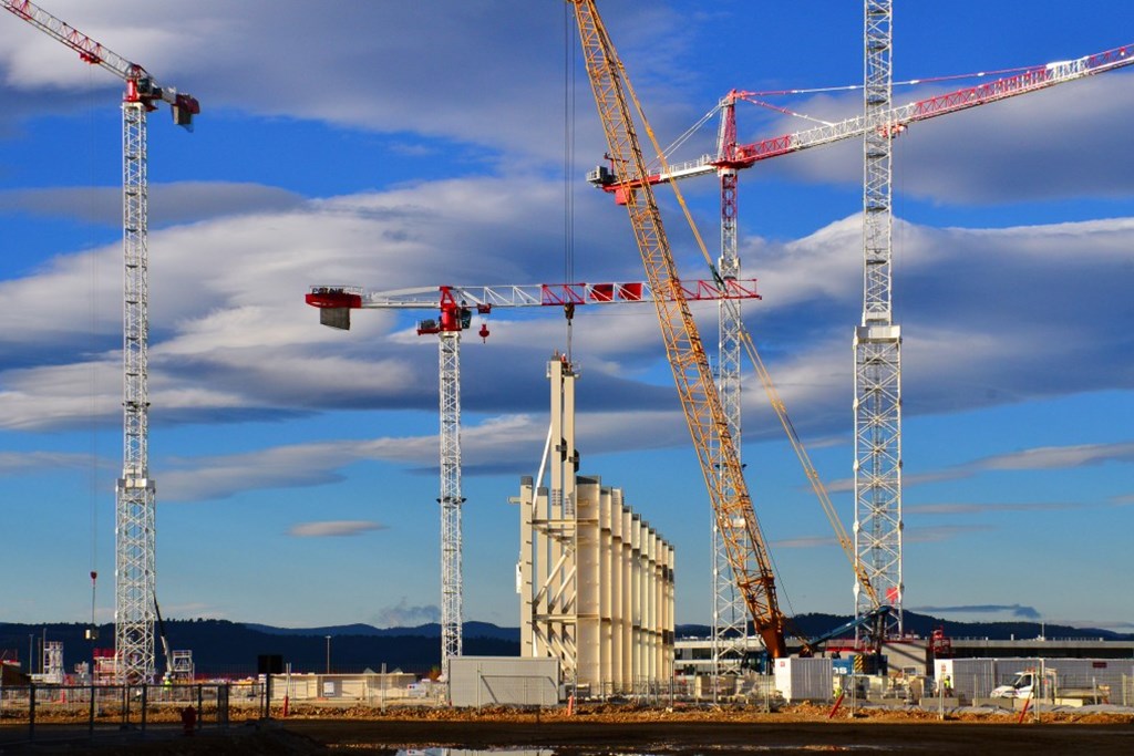 применение башенных кранов