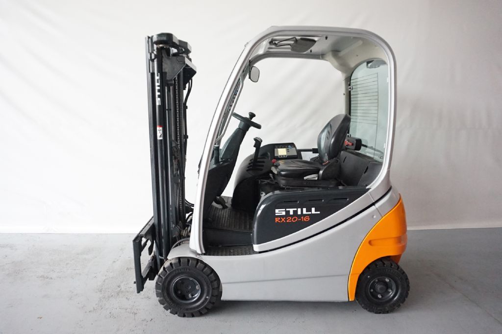 новинки обновления линейки складской техники компании Still