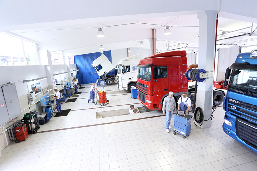 сто в Украине купить запчасти грузовиков перевозка грузов ремонт спецтехники