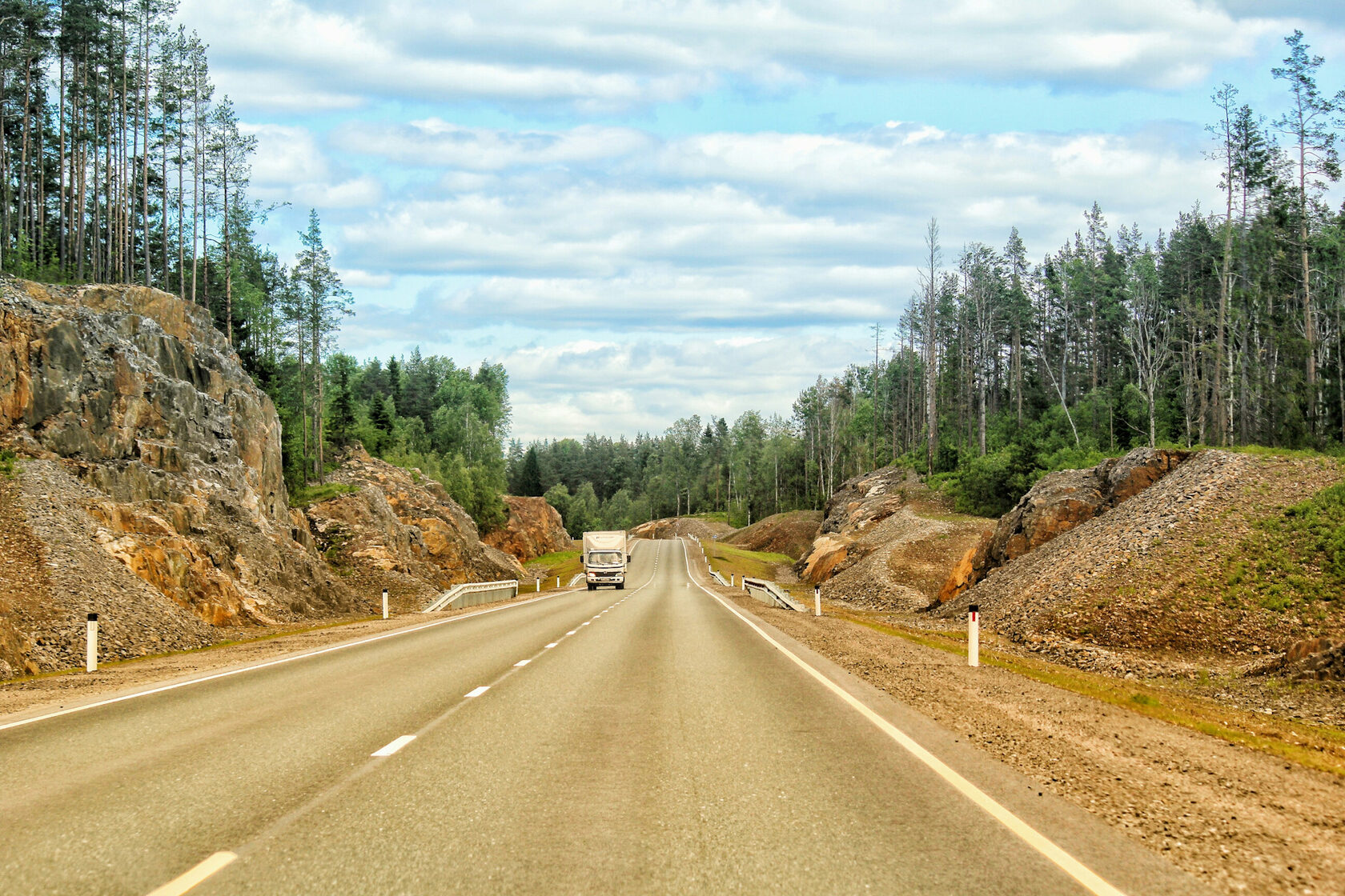 Классификация автомобильных дорог в России