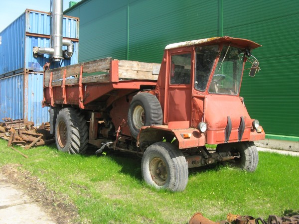 навесное оборудование для самоходного шасси 