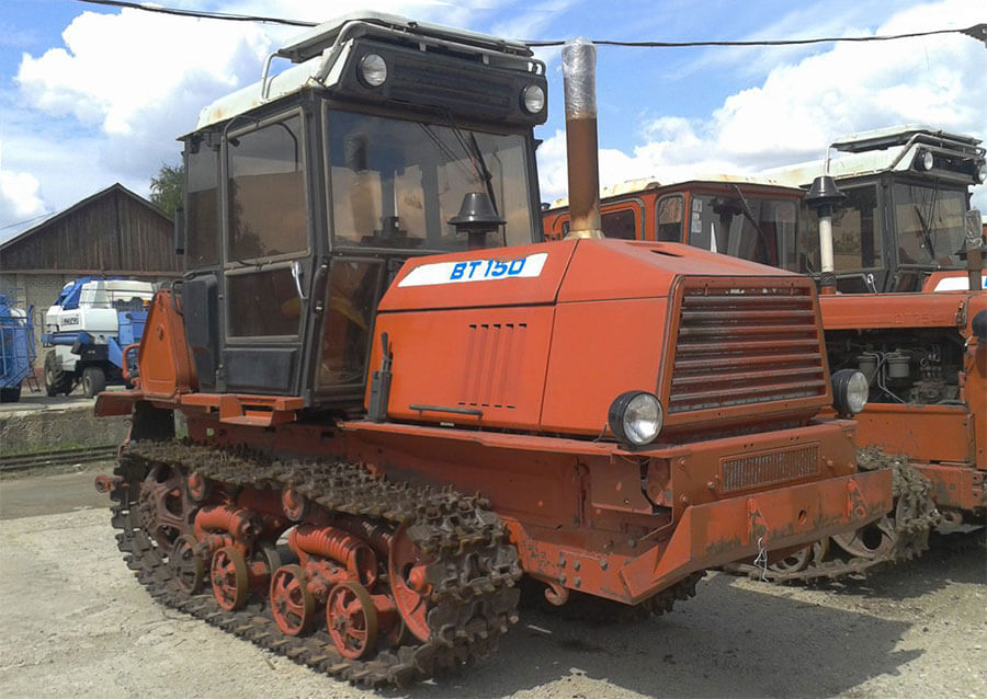 описание обзор технические характеристики на трактор ВТ-150