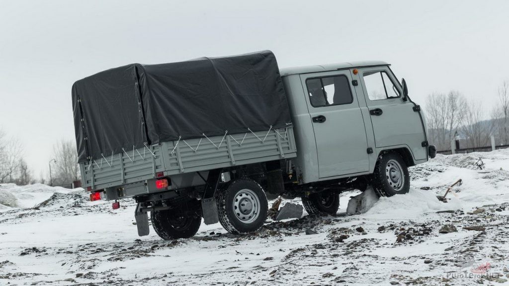 обзор технические характеристики малотоннажного внедорожника УАЗ-39094
