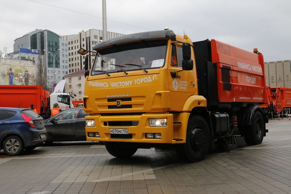 сколько зарабатывают водители коммунальной техники