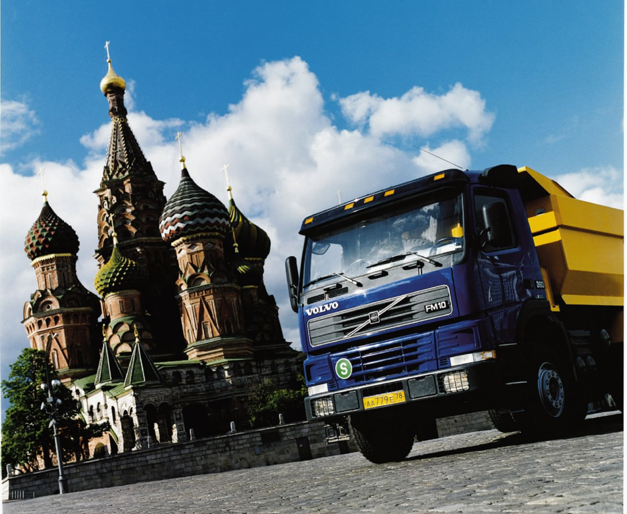 вольво самосвал