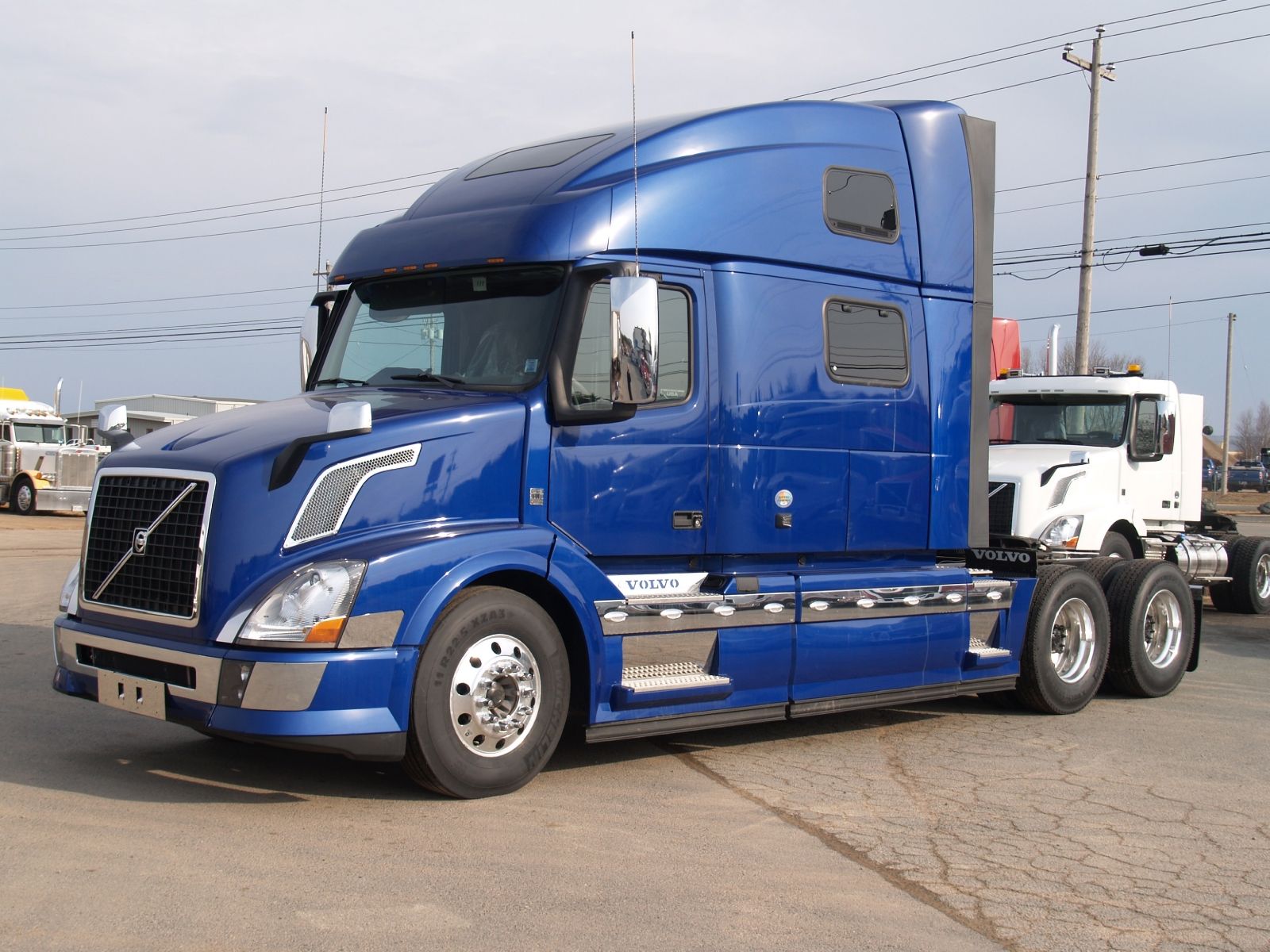 новые грузовики Volvo