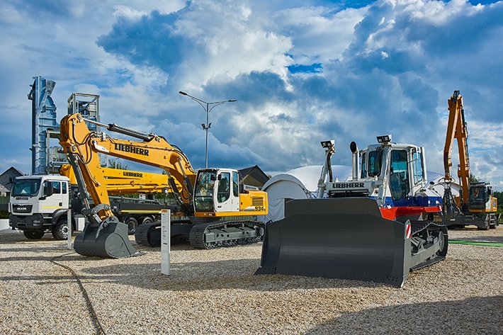 поворотный перегружатель как спецтехника Liebherr