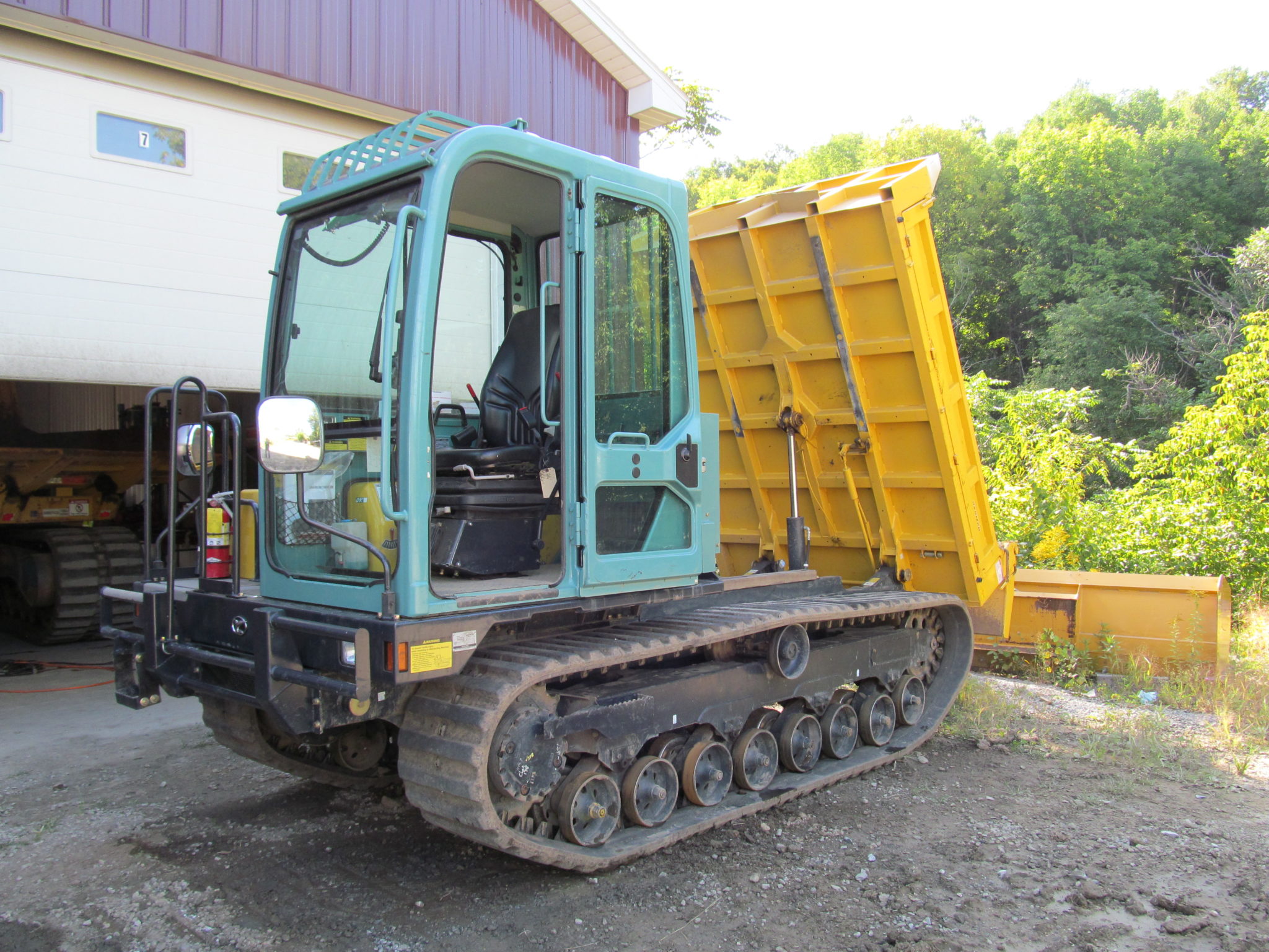 обзор сравнение гусеничных мини-самосвалов